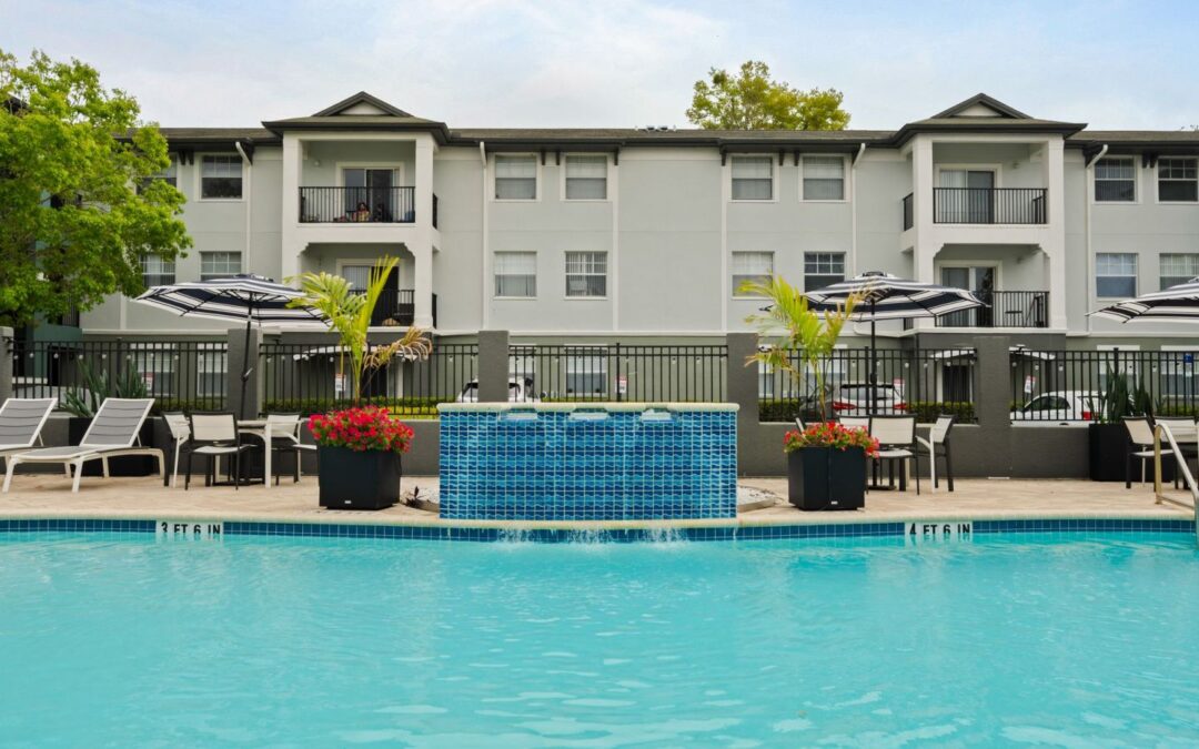 Why Summer Is the Best Time to Tour Tampa FL Student Apartments